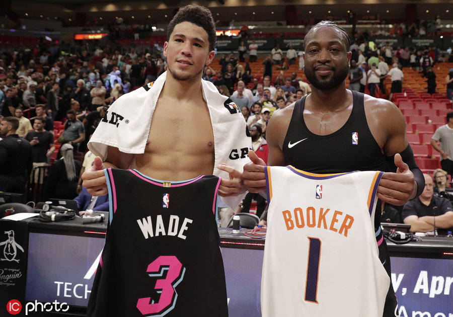 有些瞬间，会被历史记住（有些时刻，注定被历史铭记）