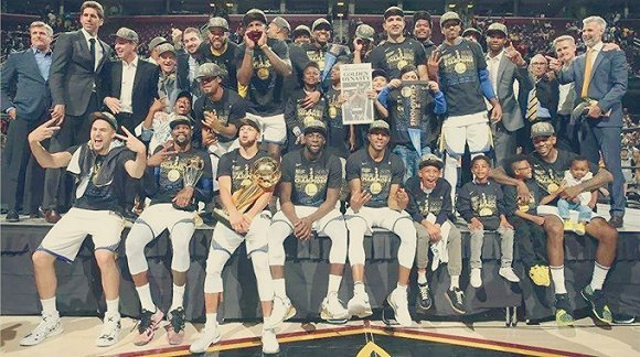 近8次代表西班牙出战正式比赛，奥亚萨瓦尔贡献7球6助攻（奥亚萨瓦尔近8场代表西班牙出战，斩获7球6助攻）