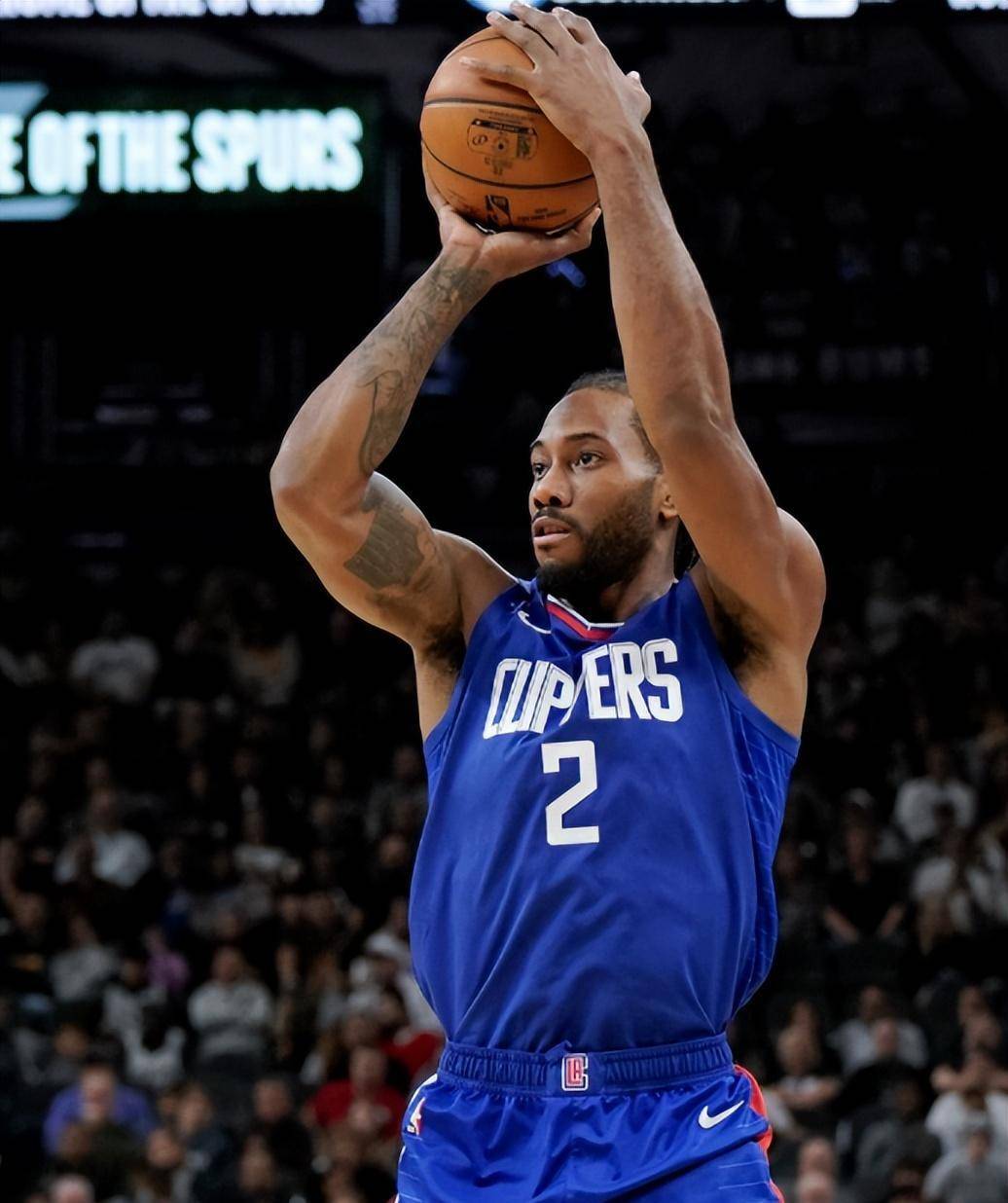 热火伤病报告：鲍威尔和维金斯今日可以出战，哈克斯缺席（热火伤情更新：鲍威尔、维金斯今日可出战，哈克斯将缺席）