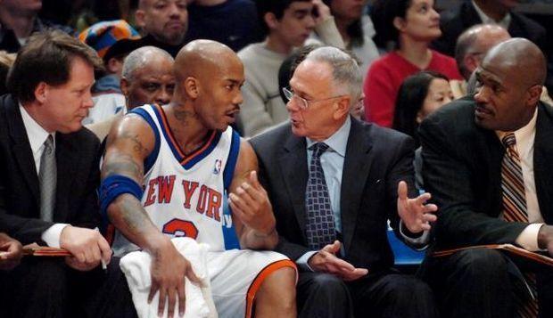 斯帕莱蒂：总体来说对球队满意；库普梅纳斯的表现帮了我大忙（斯帕莱蒂：对球队整体表现满意，库普梅纳斯的发挥给予我极大帮助）