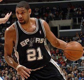 记者：朗斯将签下莱比锡中场海达拉，转会费200万欧+浮动（据记者报道，朗斯将签下莱比锡中场海达拉，转会费为200万欧元并含浮动条款）