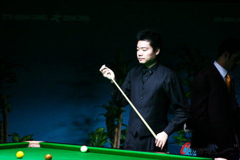 在中场组织 在中场组织